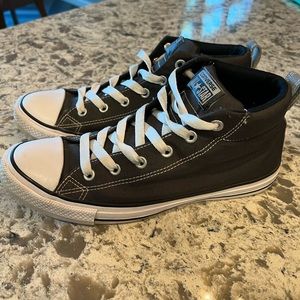 Mens/Boys converse high tops size 9